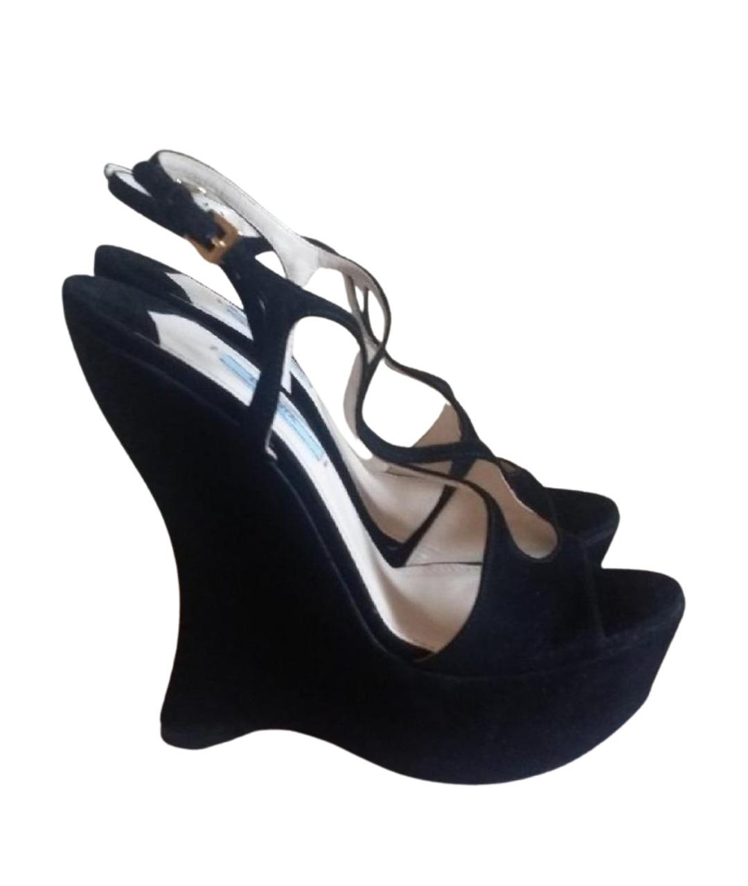 PRADA Черные замшевые босоножки, фото 1