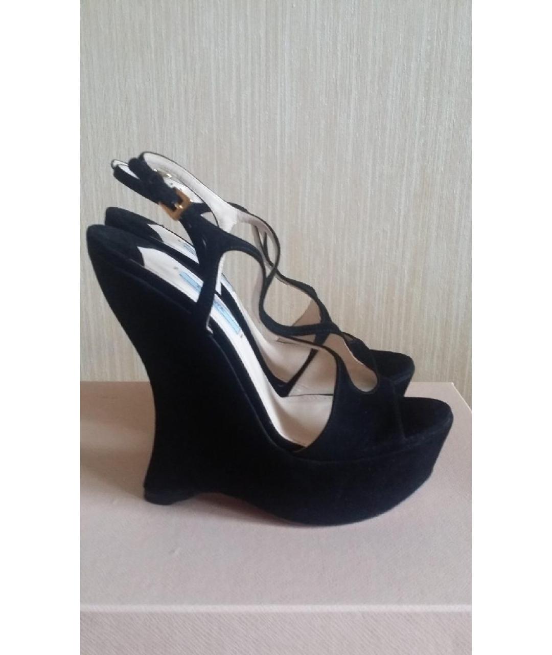 PRADA Черные замшевые босоножки, фото 4