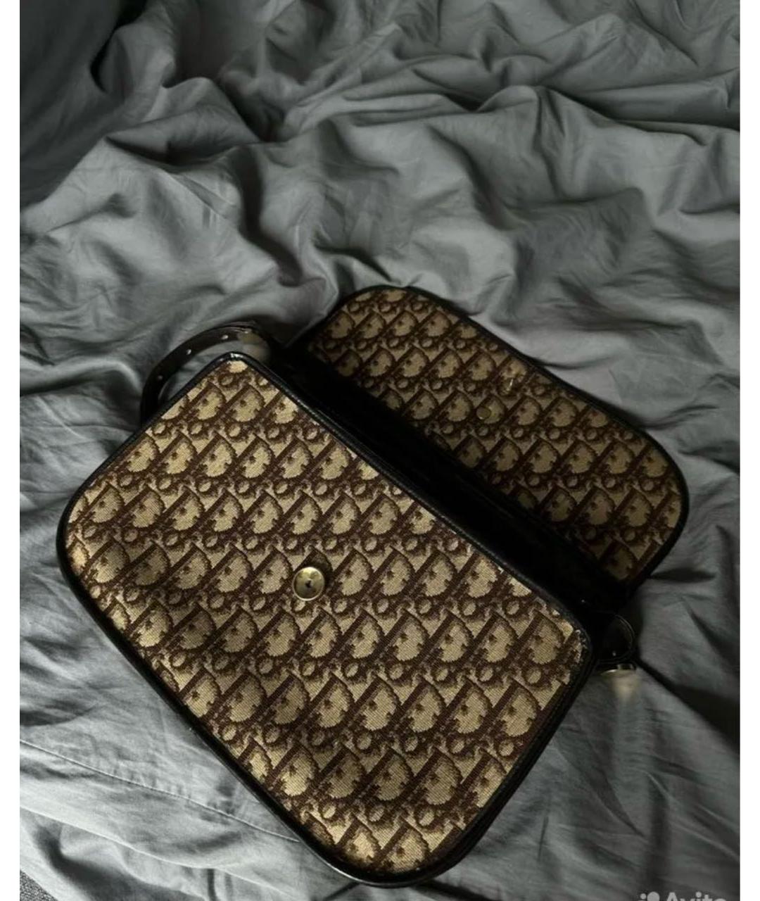 CHRISTIAN DIOR Коричневая бархатная сумка с короткими ручками, фото 4