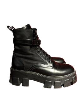 PRADA Ботинки