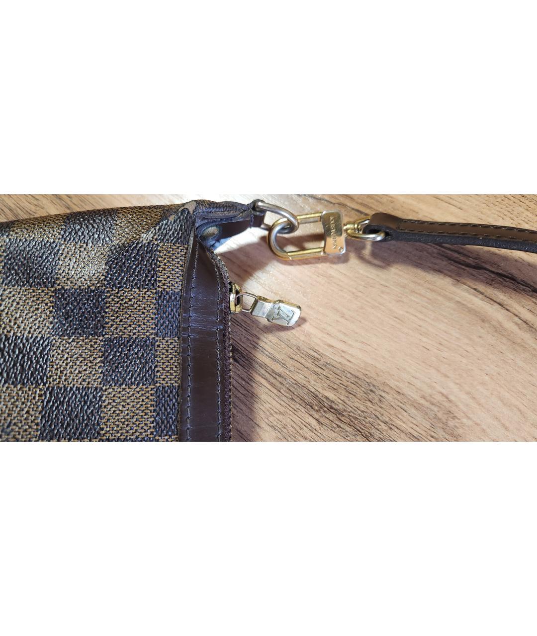 LOUIS VUITTON Коричневая кожаная сумка с короткими ручками, фото 7