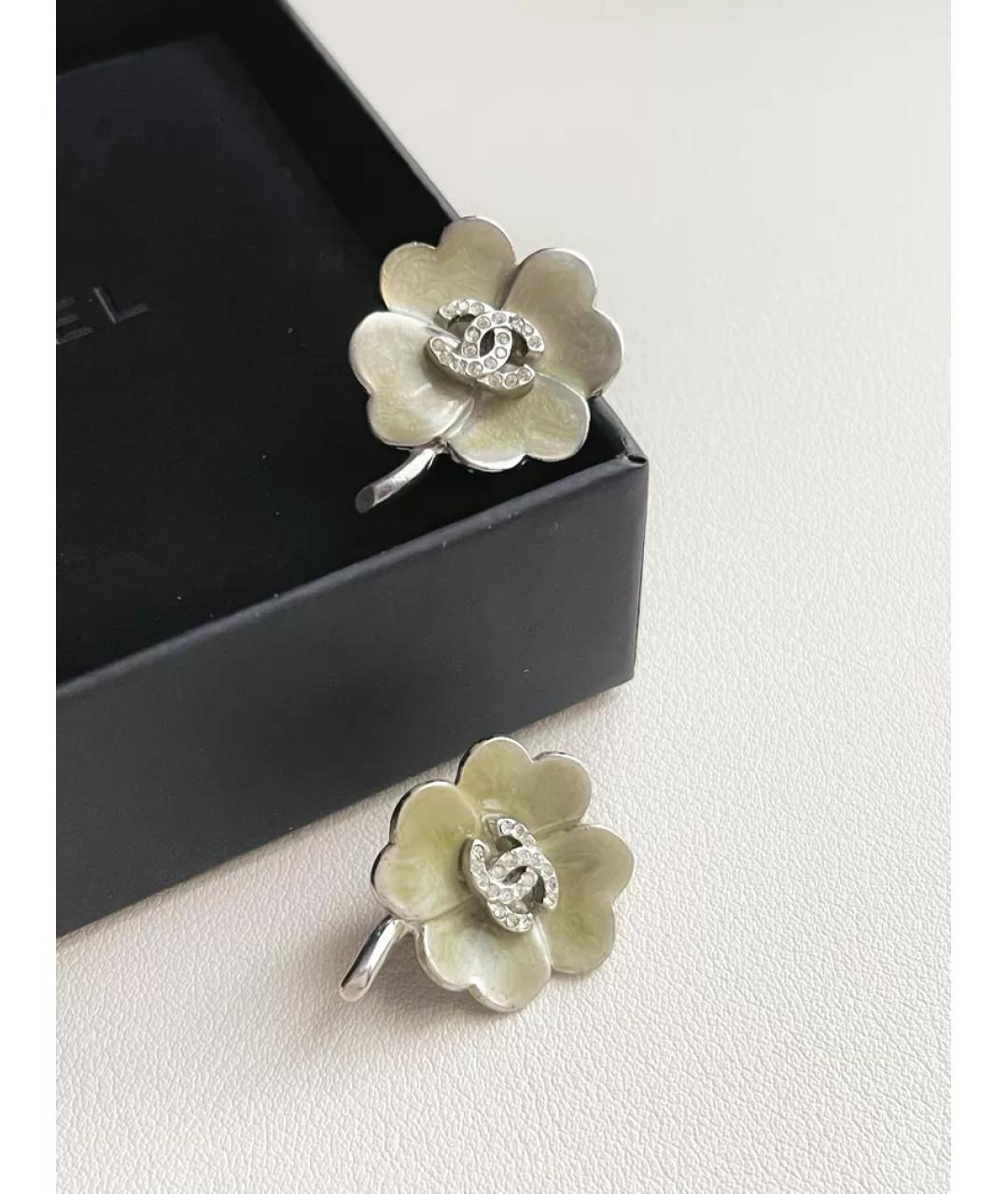 CHANEL Зеленые металлические клипсы, фото 3