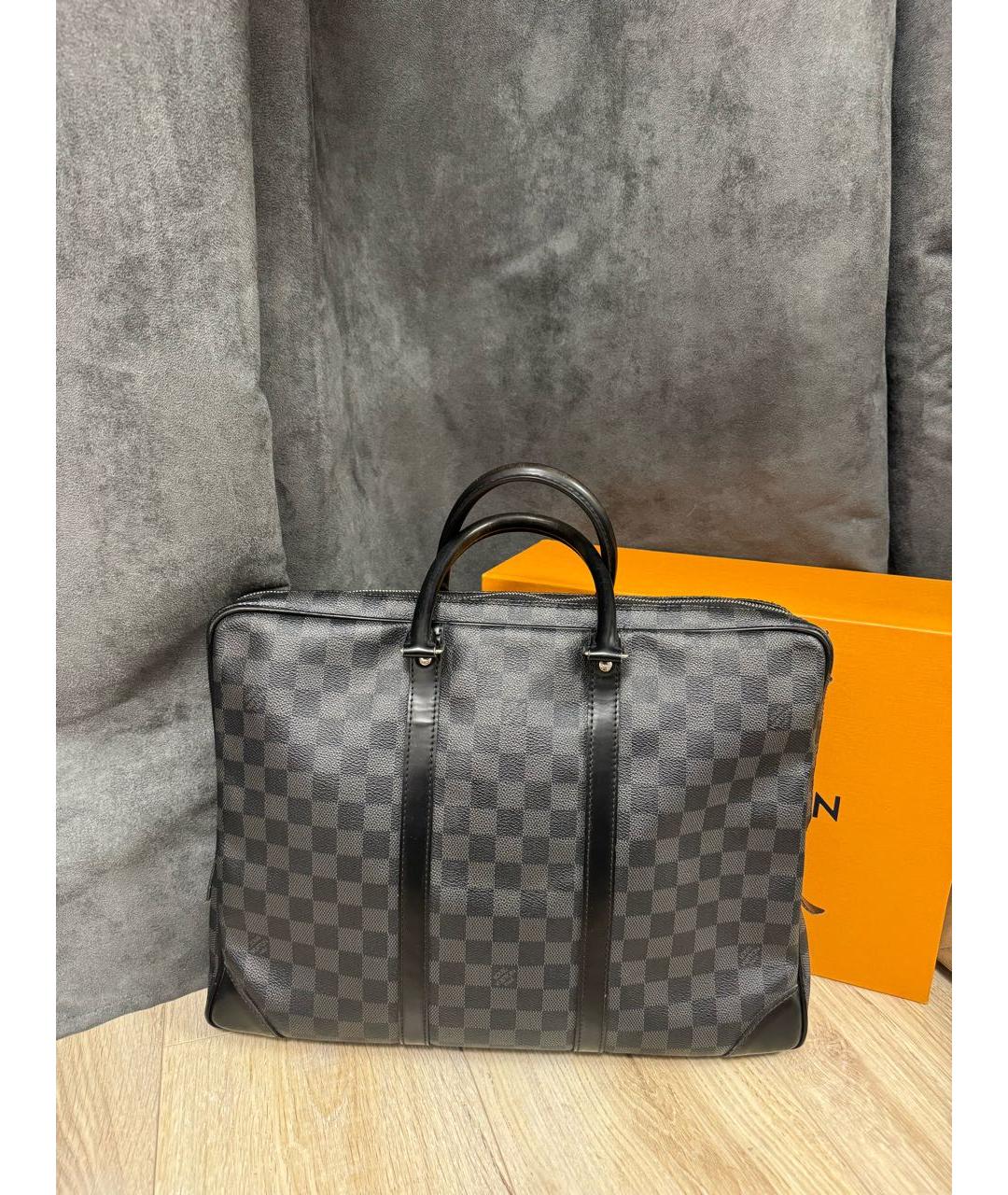 LOUIS VUITTON Серый портфель, фото 2