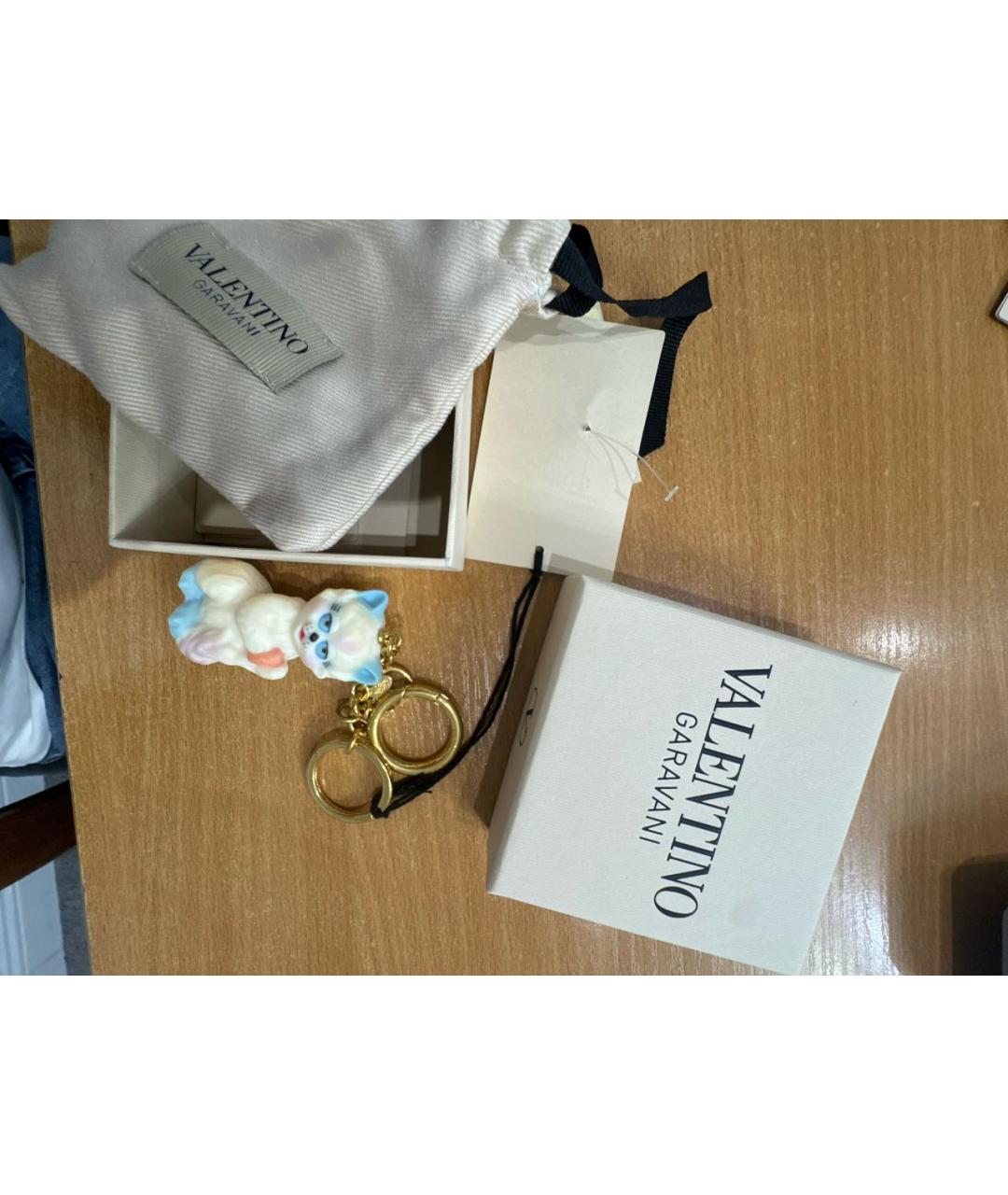 VALENTINO Бежевый брелок, фото 2