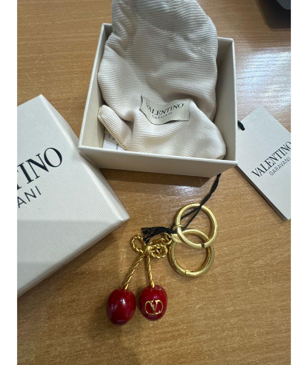 VALENTINO Красный брелок, фото 2