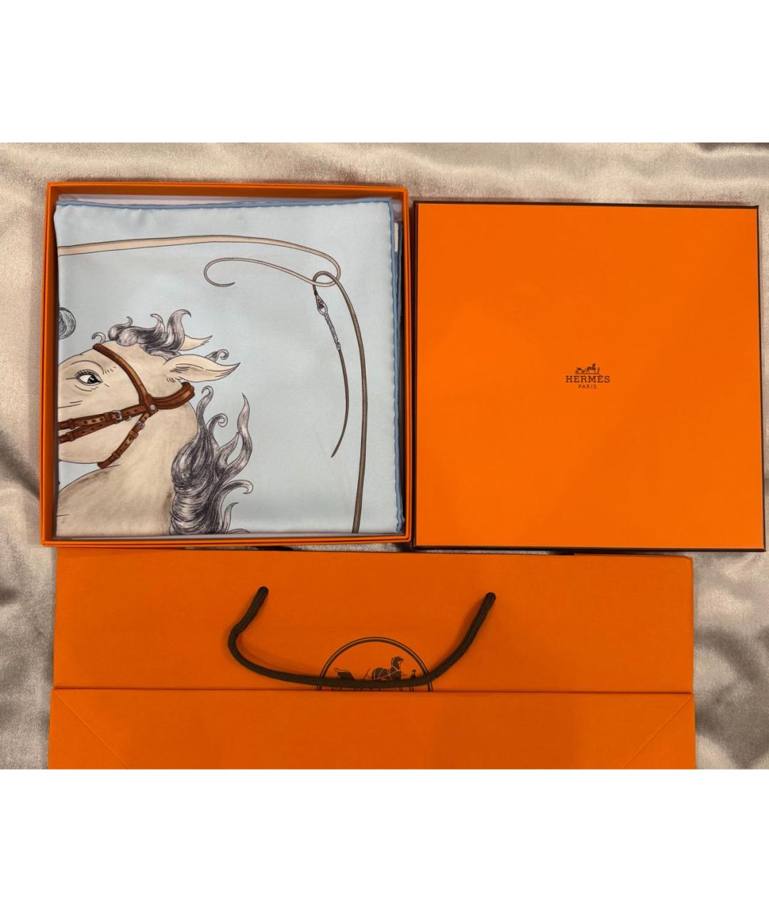 HERMES Голубой шелковый платок, фото 3