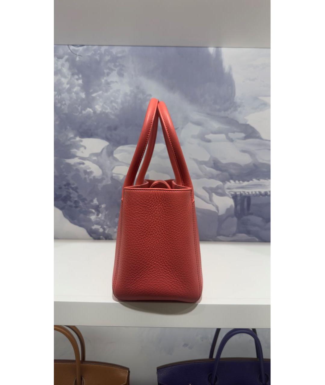 CHANEL Коралловая кожаная сумка с короткими ручками, фото 2