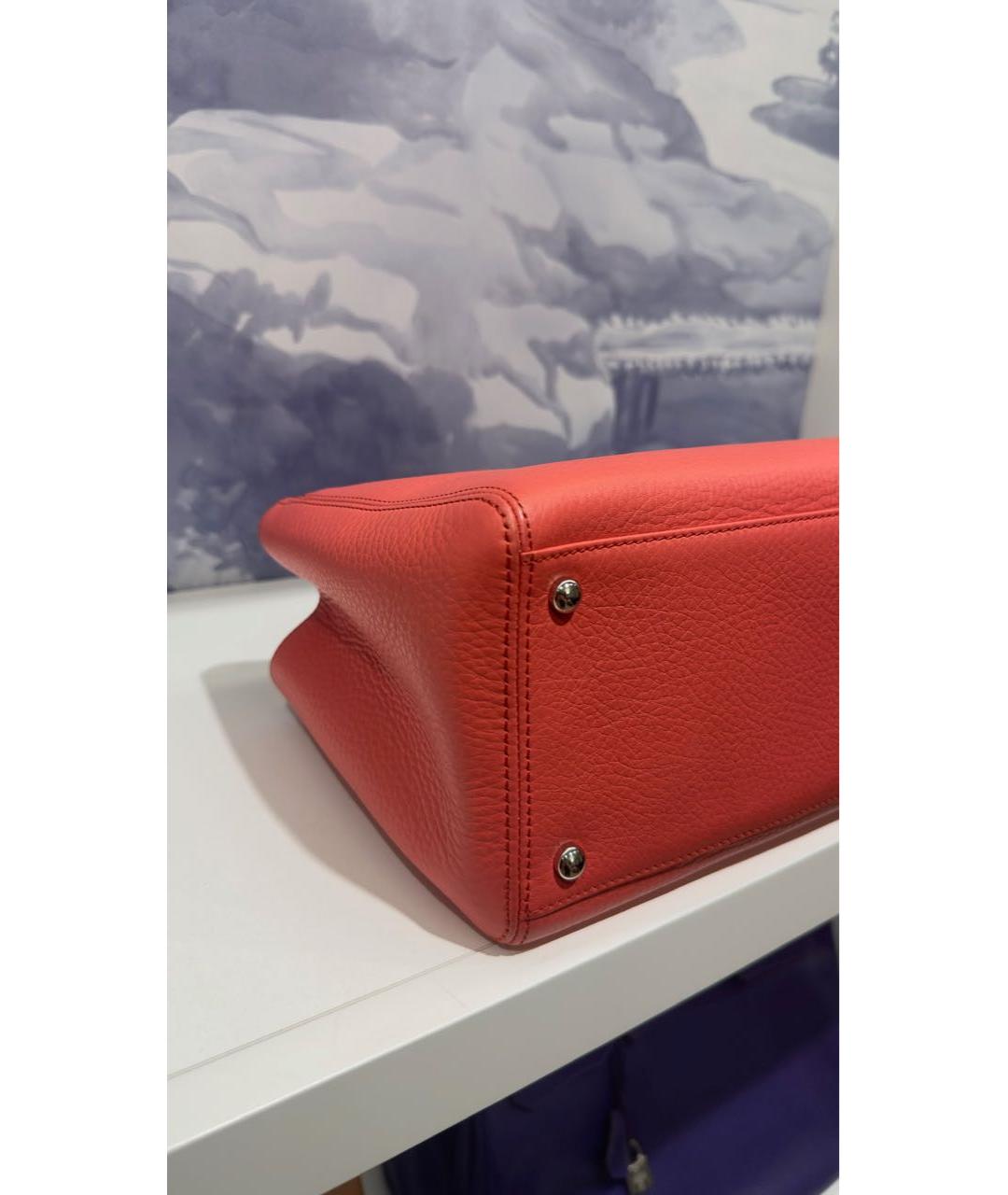 CHANEL Коралловая кожаная сумка с короткими ручками, фото 6