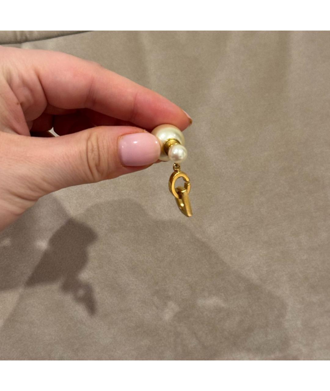 CHRISTIAN DIOR Белые металлические серьги, фото 3