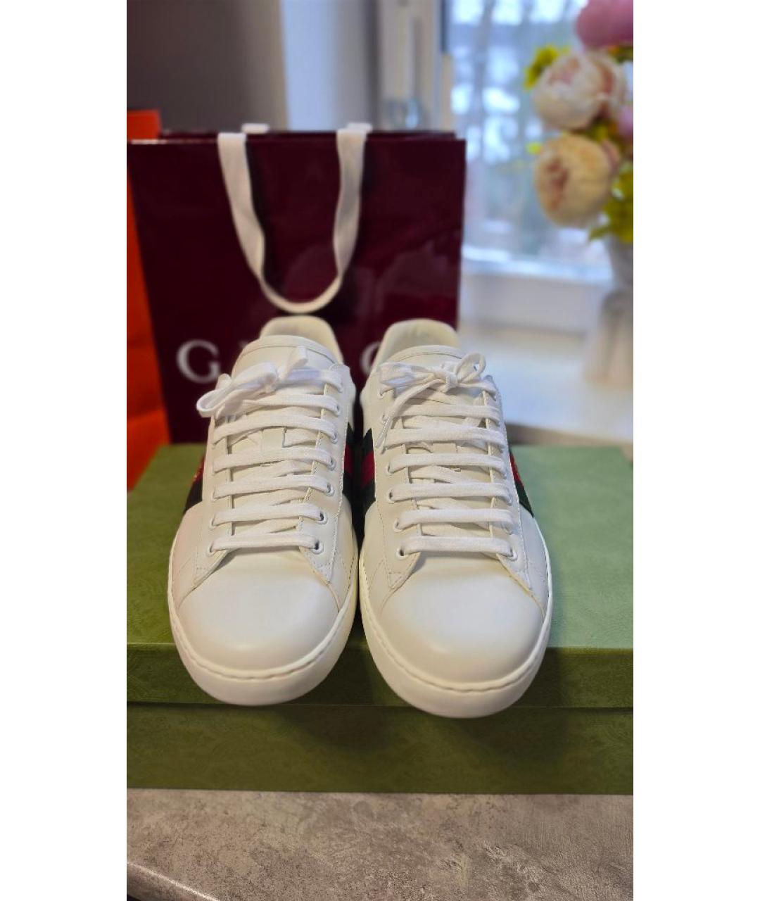 GUCCI Белые кожаные низкие кроссовки / кеды, фото 2