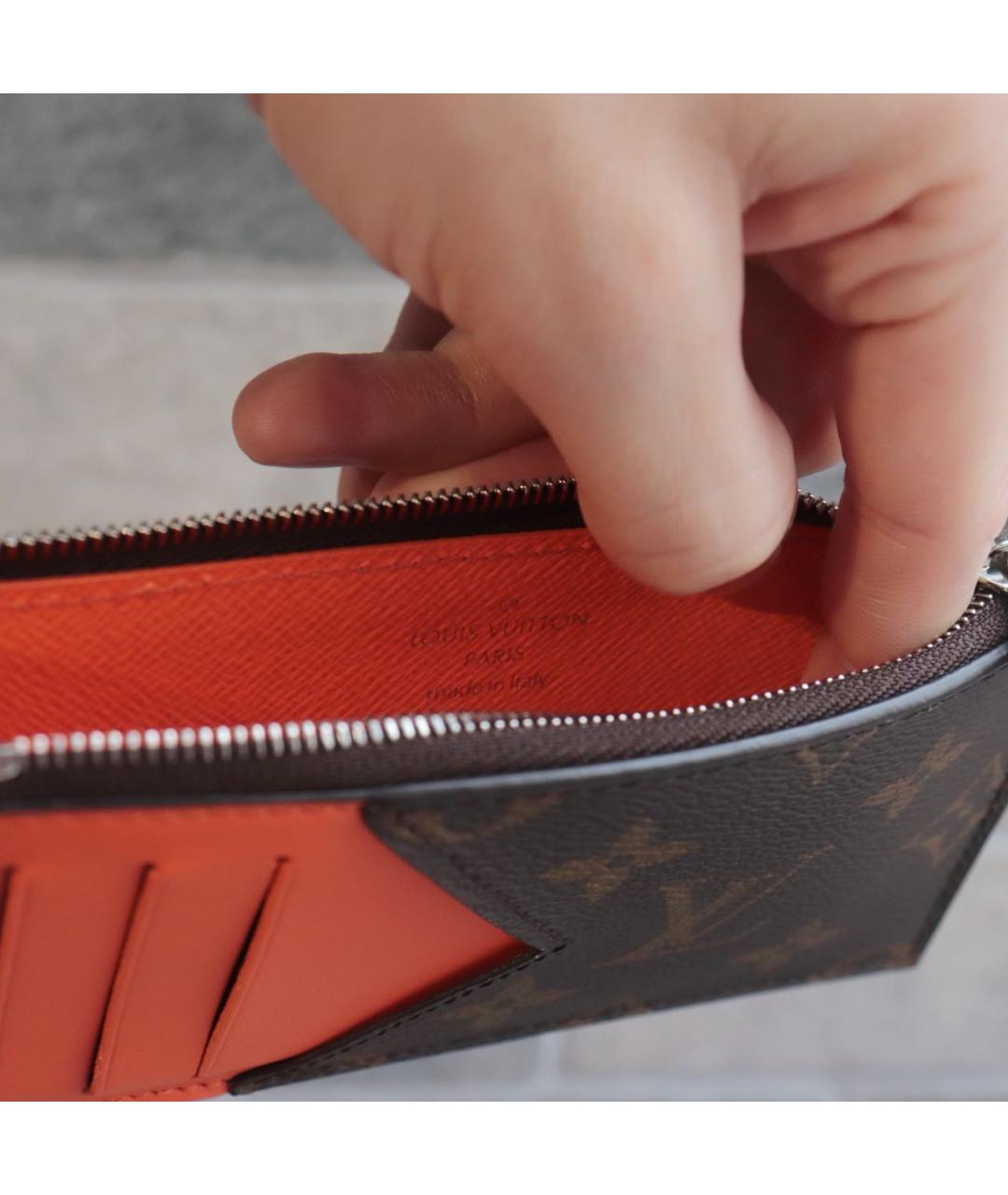 LOUIS VUITTON Коричневый кожаный кардхолдер, фото 7