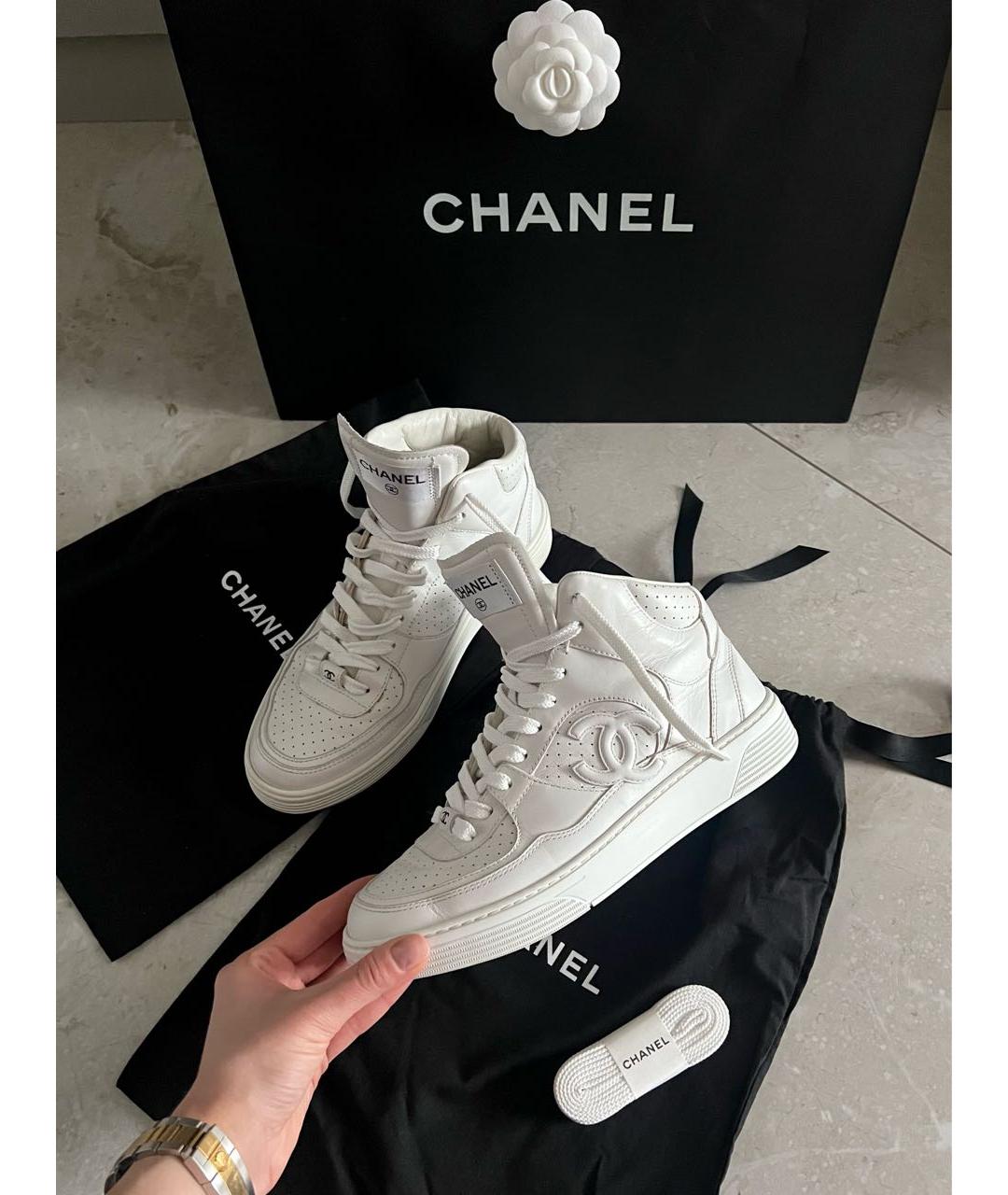 CHANEL Белые кожаные кеды, фото 3