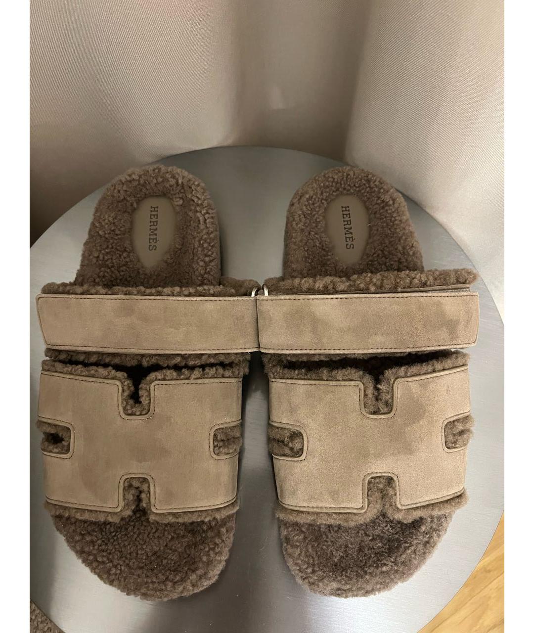 HERMES Бежевые замшевые шлепанцы, фото 2