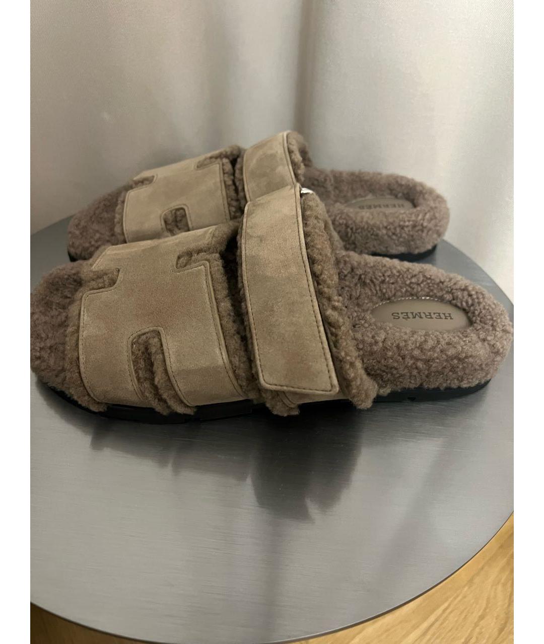 HERMES Бежевые замшевые шлепанцы, фото 5