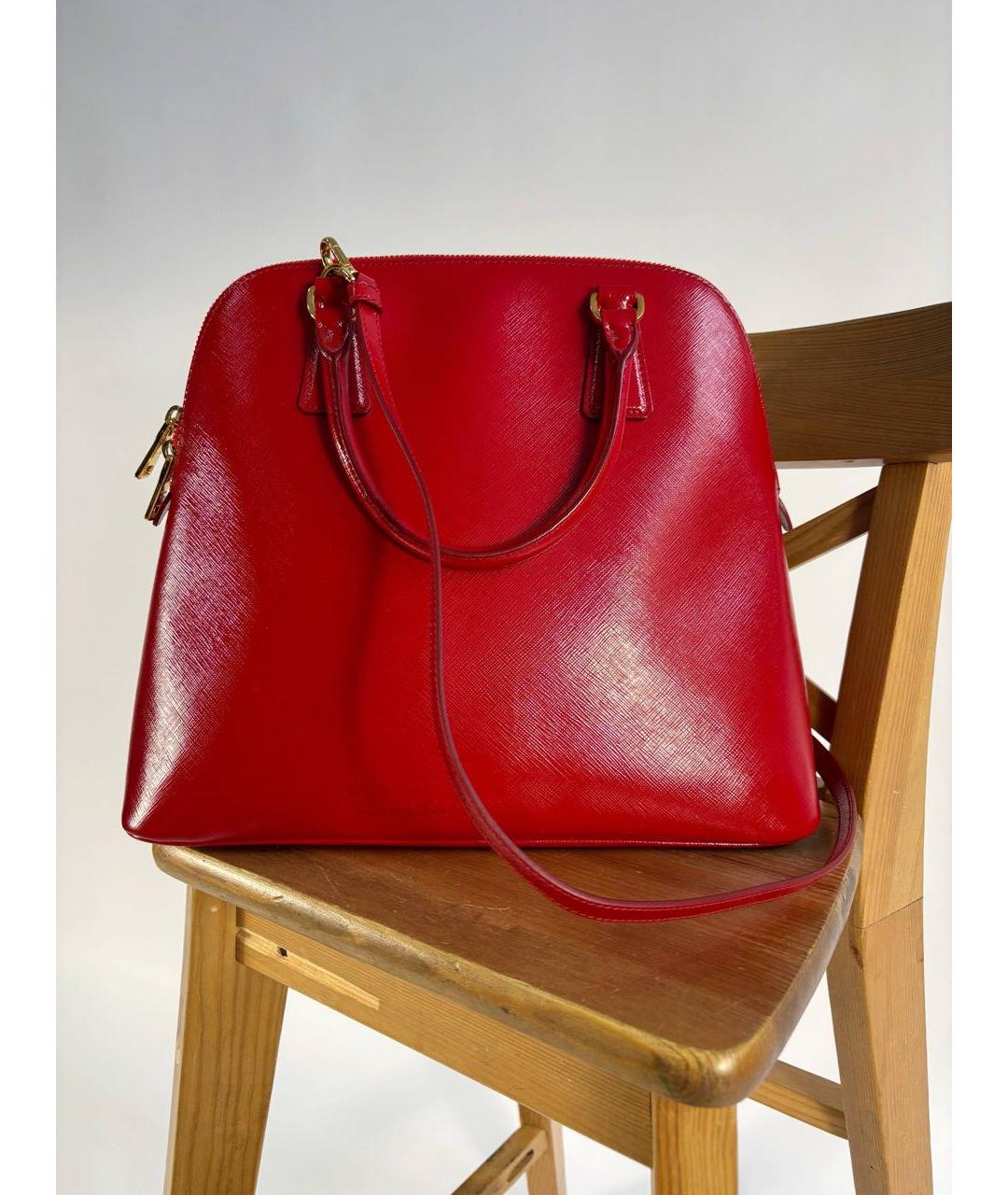 PRADA Красная сумка через плечо из лакированной кожи, фото 3