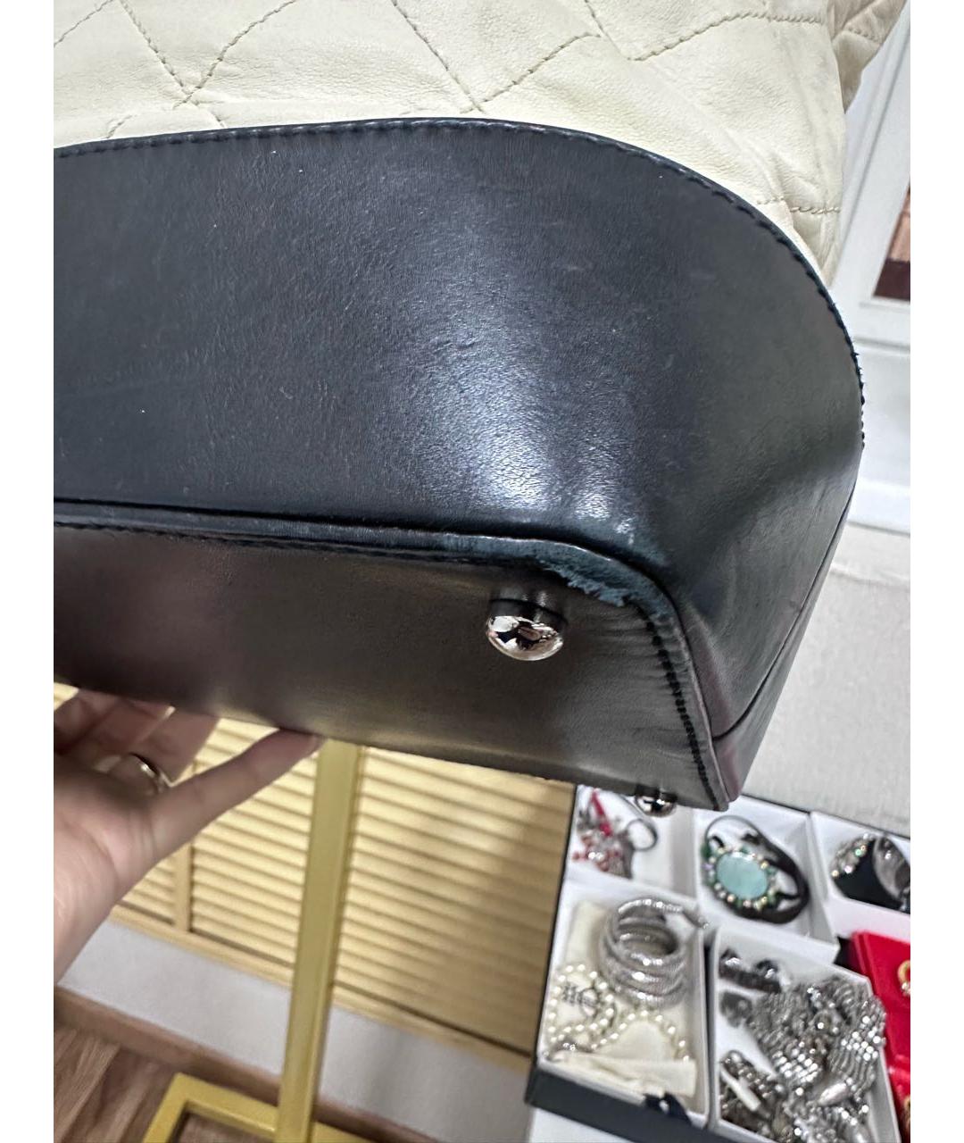 CHANEL Бежевая кожаная сумка через плечо, фото 7