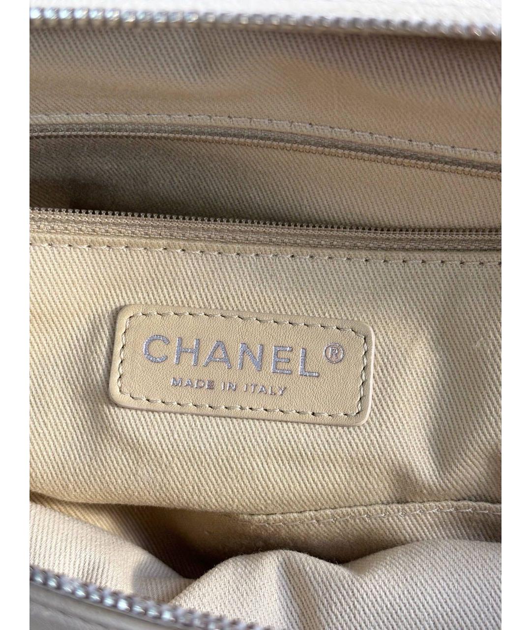 CHANEL Бежевая кожаная сумка через плечо, фото 5