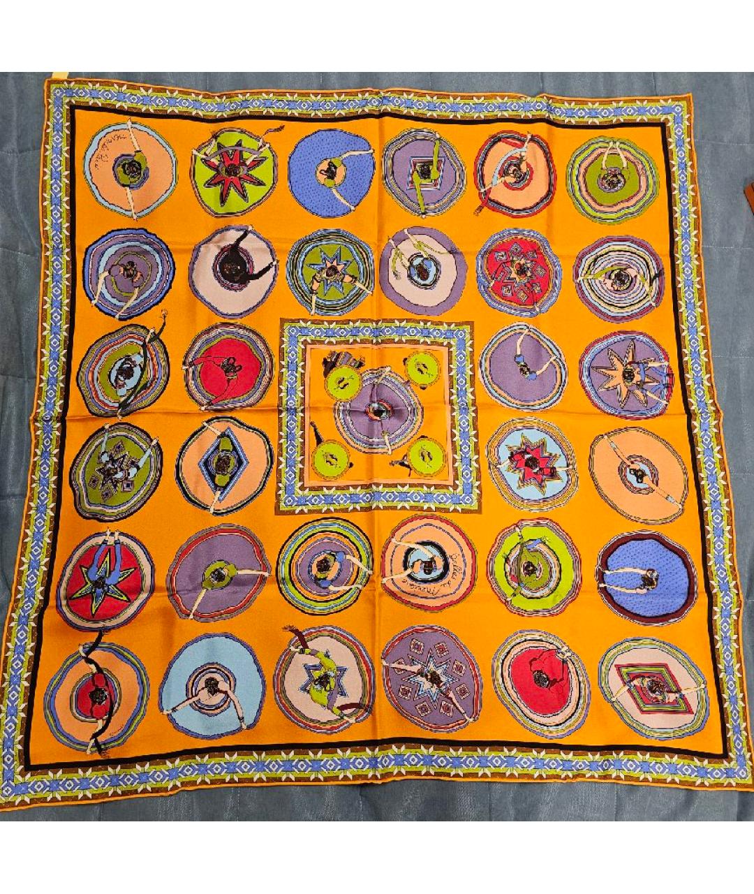 HERMES Оранжевый шелковый платок, фото 4