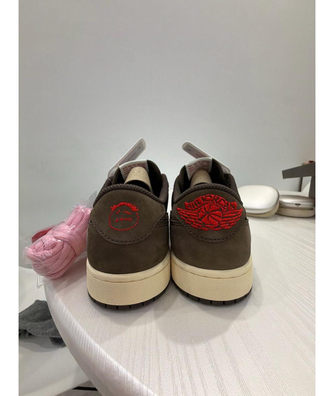 JORDAN Коричневые замшевые низкие кроссовки / кеды, фото 4