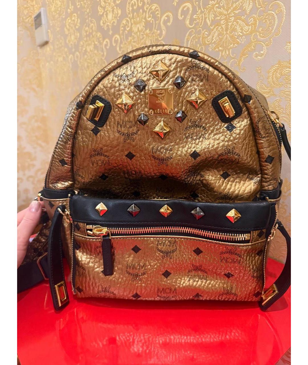 MCM Золотой кожаный рюкзак, фото 2