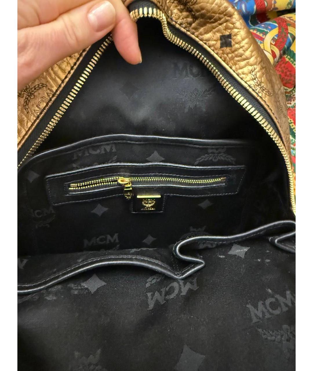 MCM Золотой кожаный рюкзак, фото 3