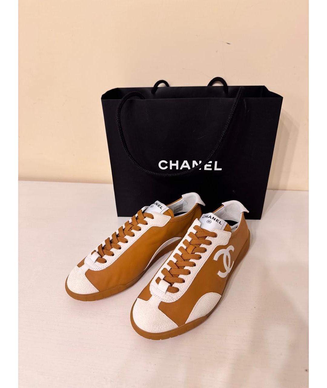 CHANEL Оранжевое кожаные кеды, фото 4