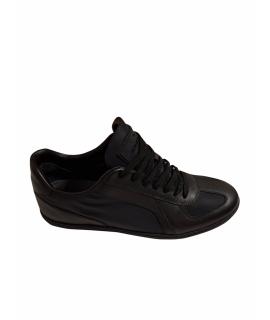 LOUIS VUITTON Низкие кроссовки / кеды