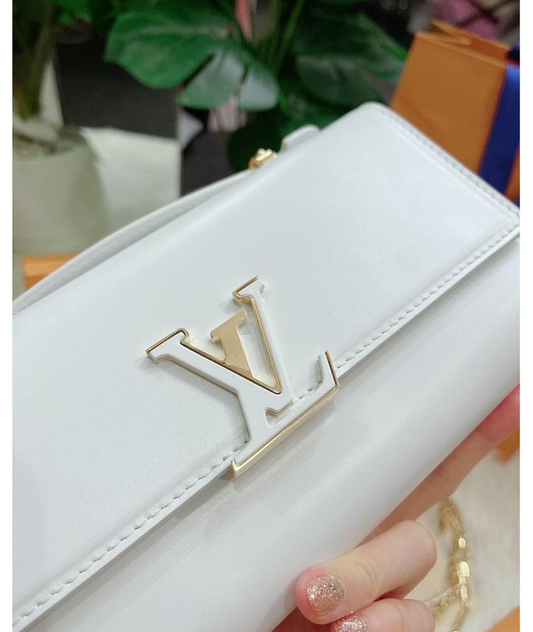 LOUIS VUITTON Белая кожаная сумка через плечо, фото 5