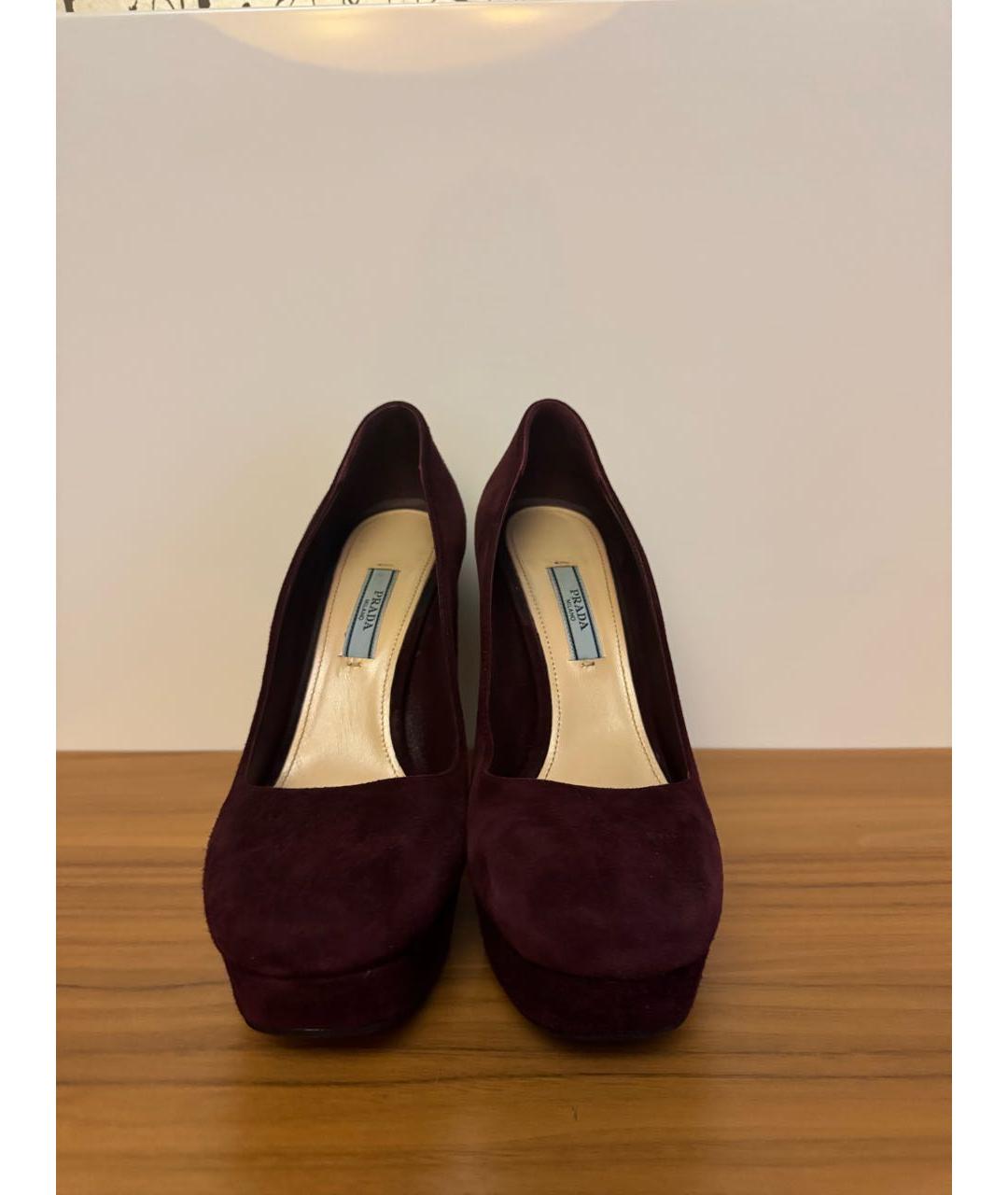 PRADA Бордовые замшевые туфли, фото 2