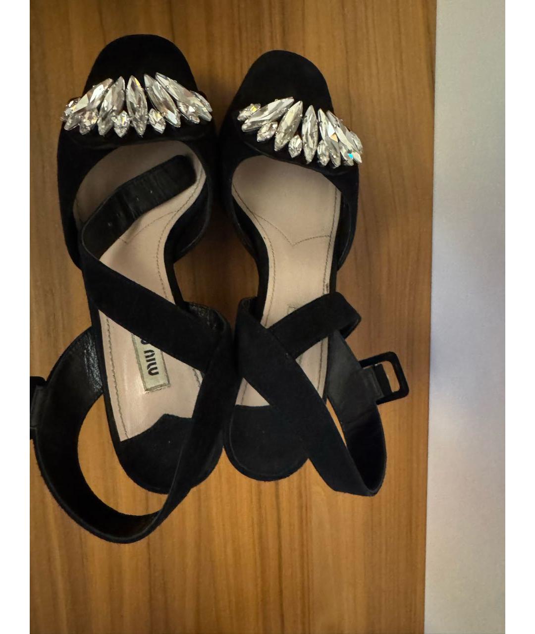 MIU MIU Черные замшевые босоножки, фото 3