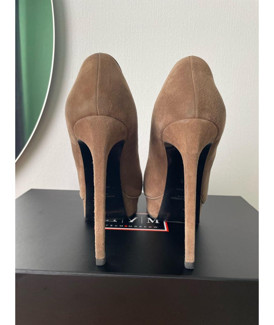 SAINT LAURENT Бежевые замшевые туфли, фото 4