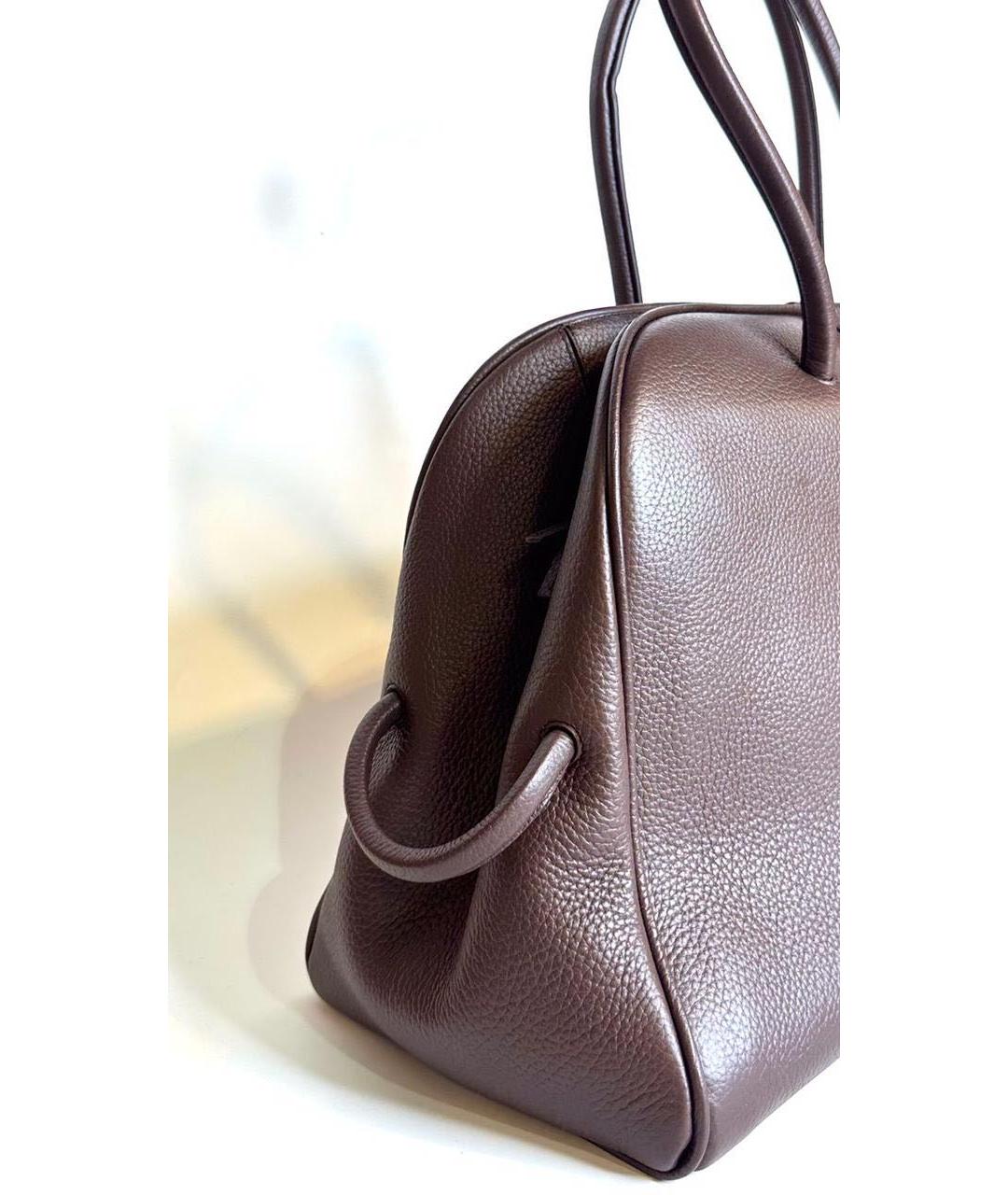 JACQUEMUS Коричневая кожаная сумка с короткими ручками, фото 3