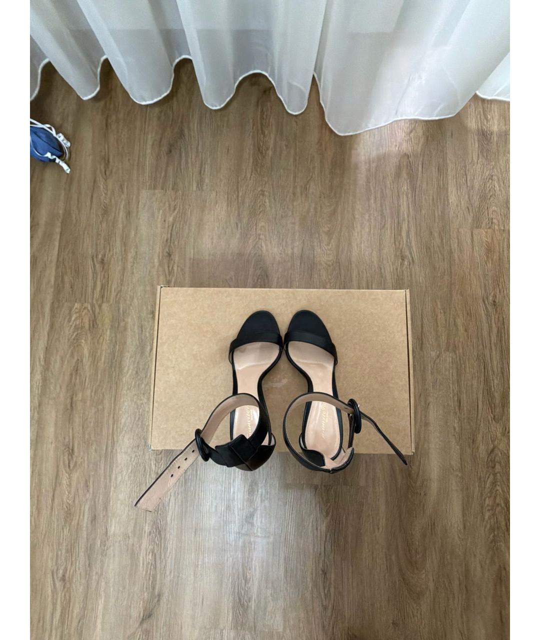 GIANVITO ROSSI Черные кожаные босоножки, фото 3