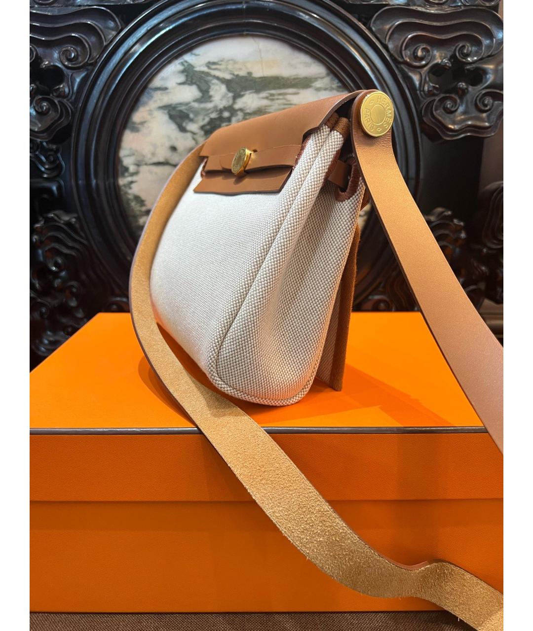 HERMES Бежевая кожаная сумка через плечо, фото 4