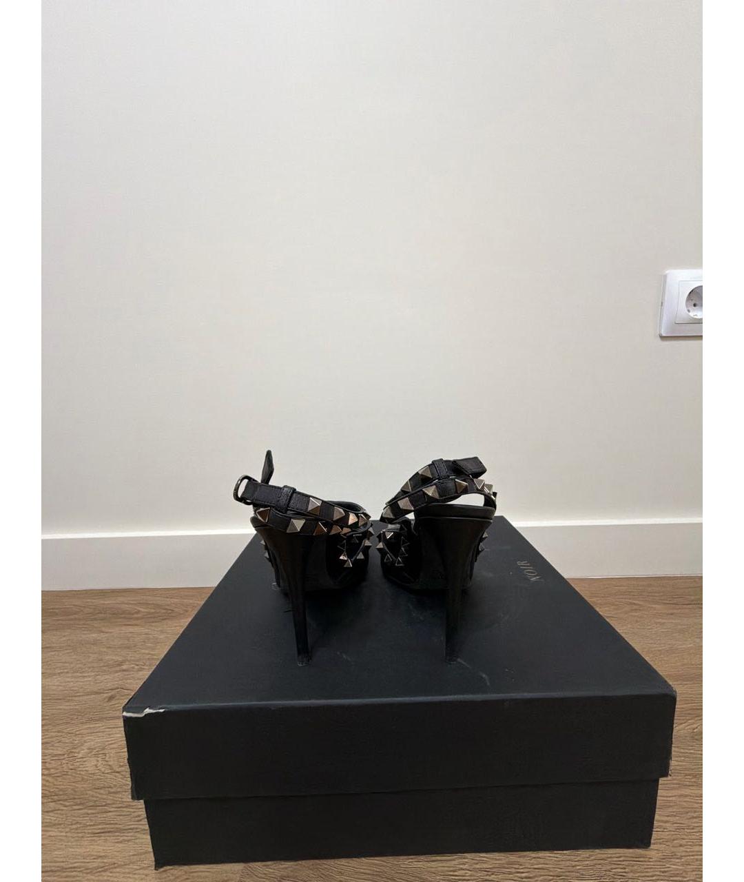 VALENTINO Черные кожаные босоножки, фото 4