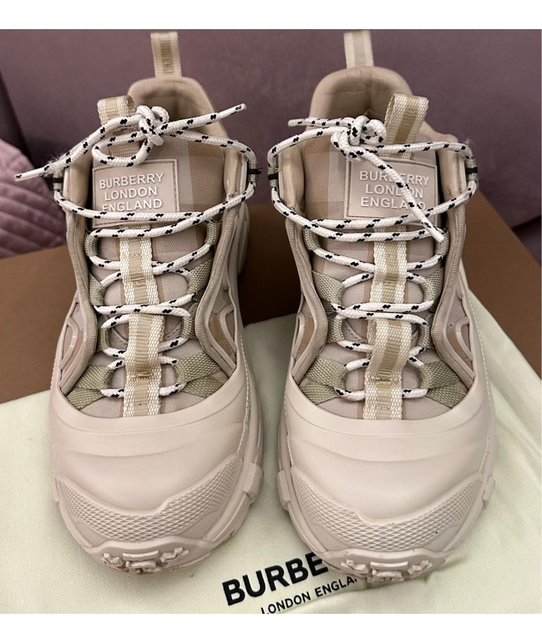 BURBERRY Бежевые кроссовки, фото 5