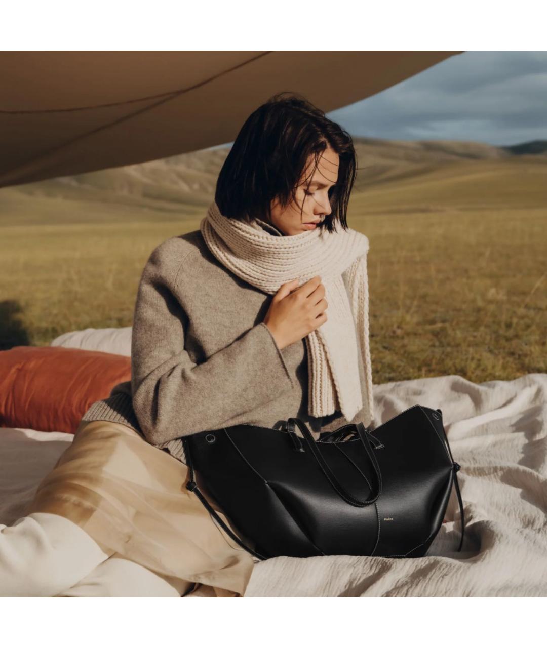 POLENE Черная кожаная сумка тоут, фото 3