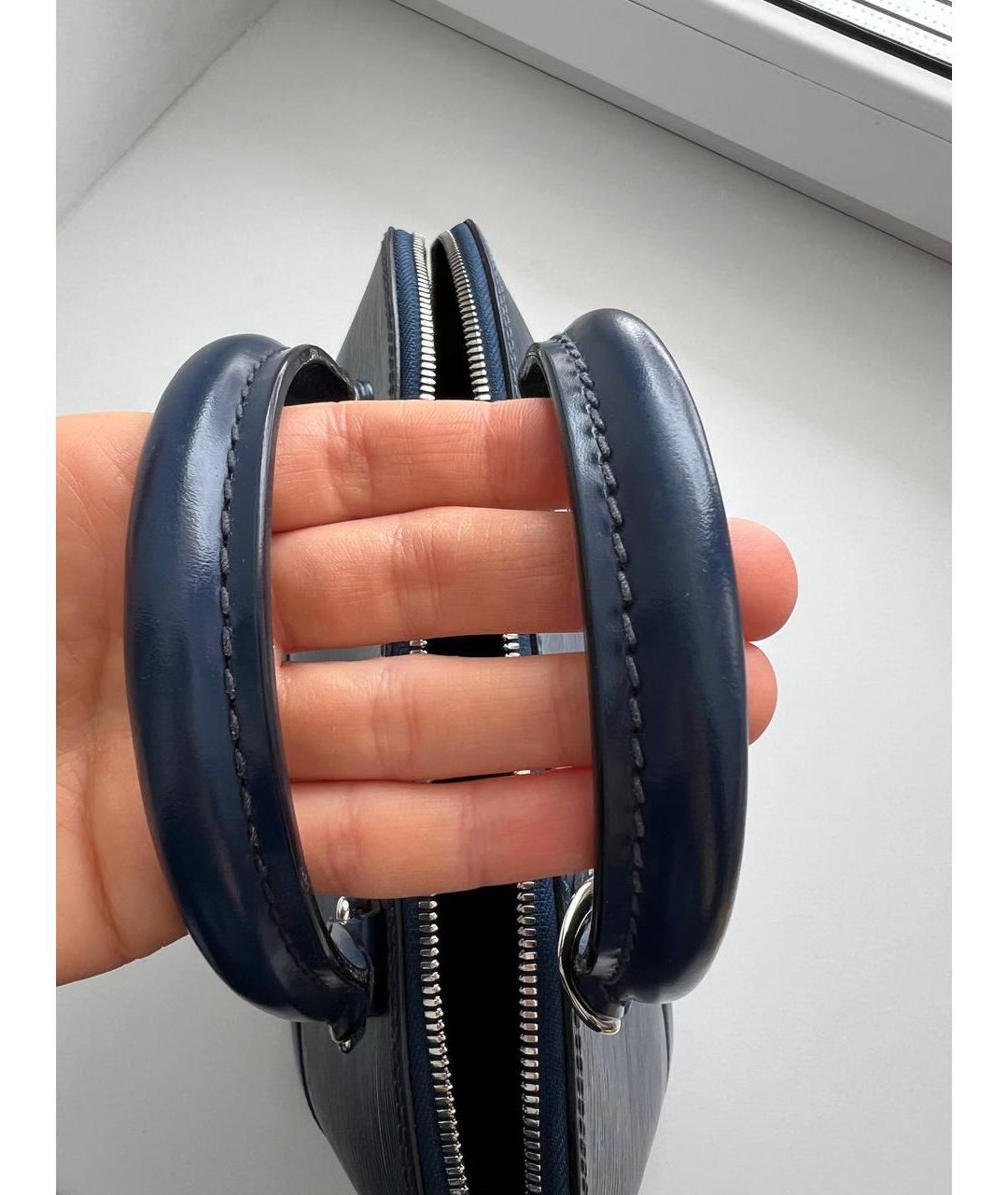 LOUIS VUITTON Синяя кожаная сумка с короткими ручками, фото 3