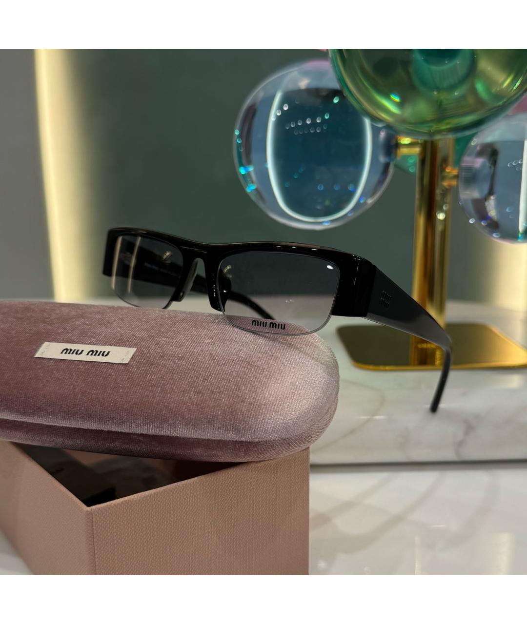 MIU MIU Черные пластиковые солнцезащитные очки, фото 2