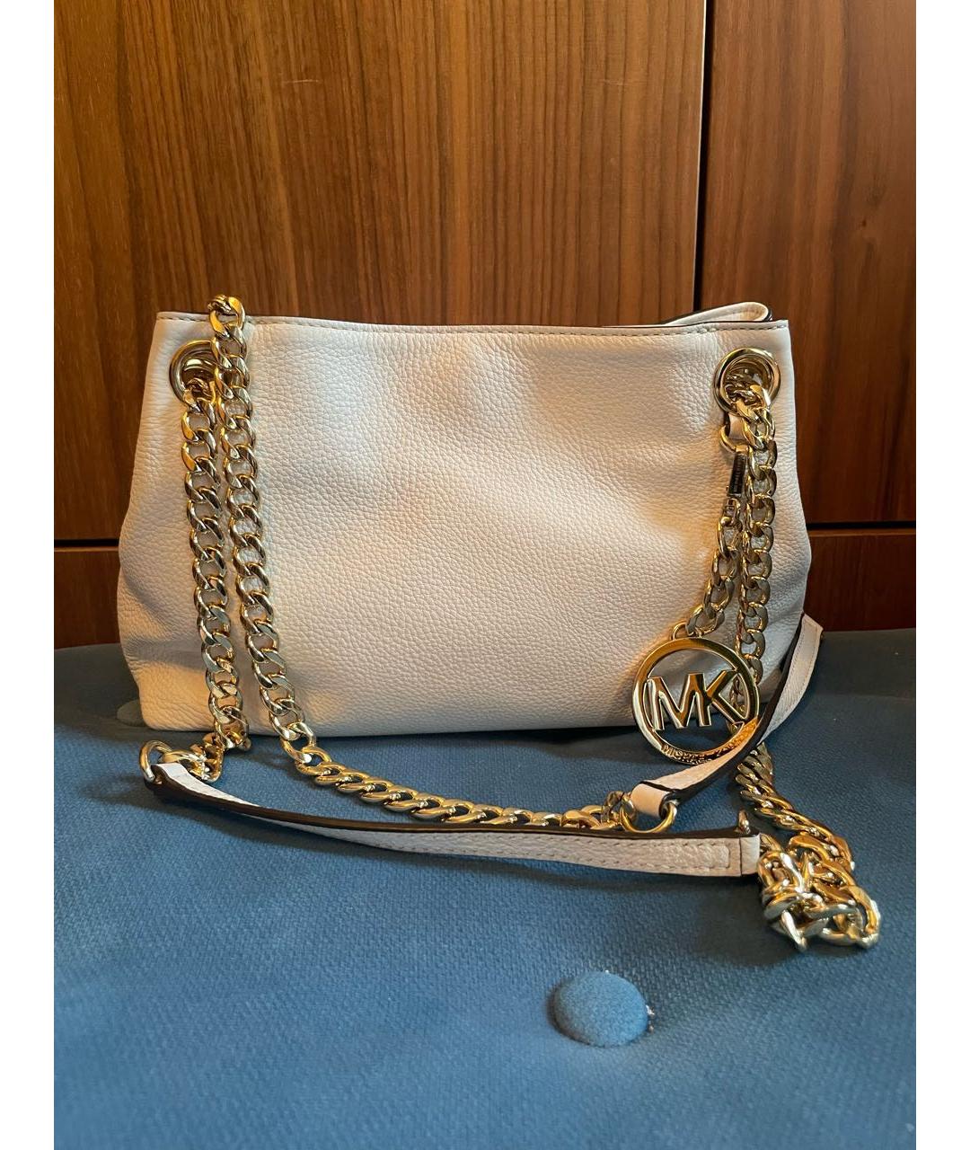 MICHAEL KORS Белая кожаная сумка через плечо, фото 5