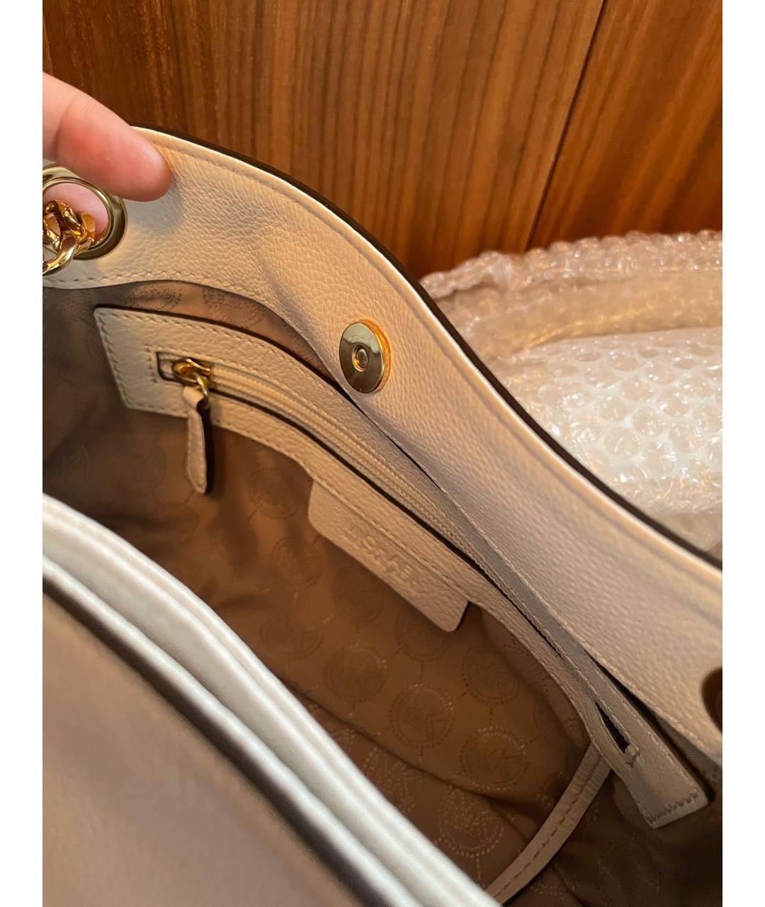 MICHAEL KORS Белая кожаная сумка через плечо, фото 4