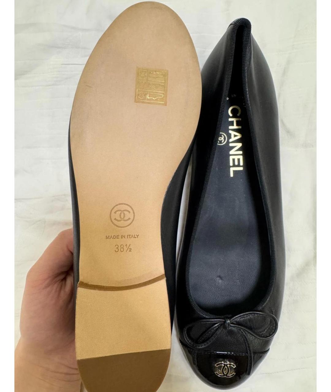 CHANEL Черные кожаные балетки, фото 3