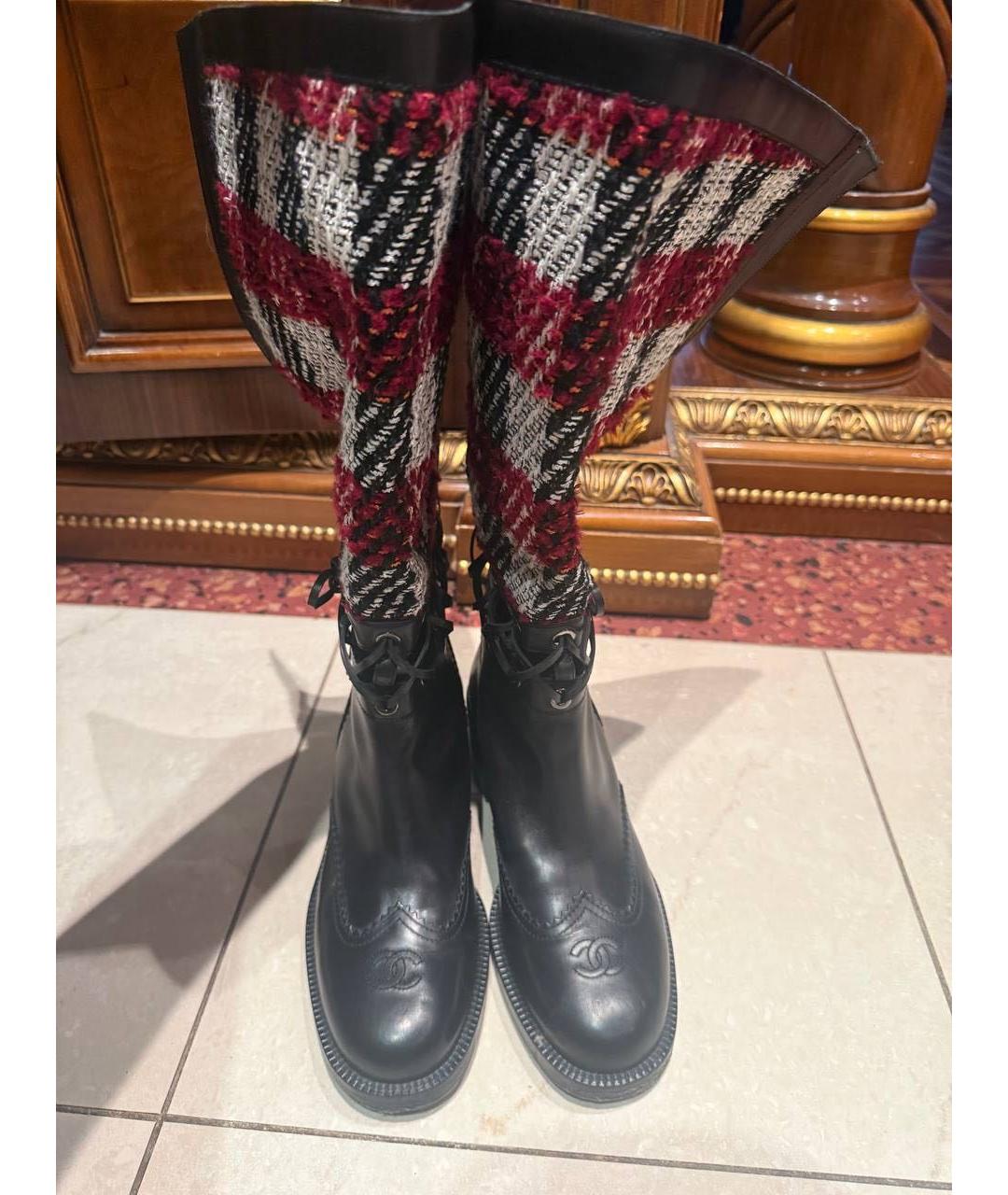 CHANEL Черные кожаные сапоги, фото 2