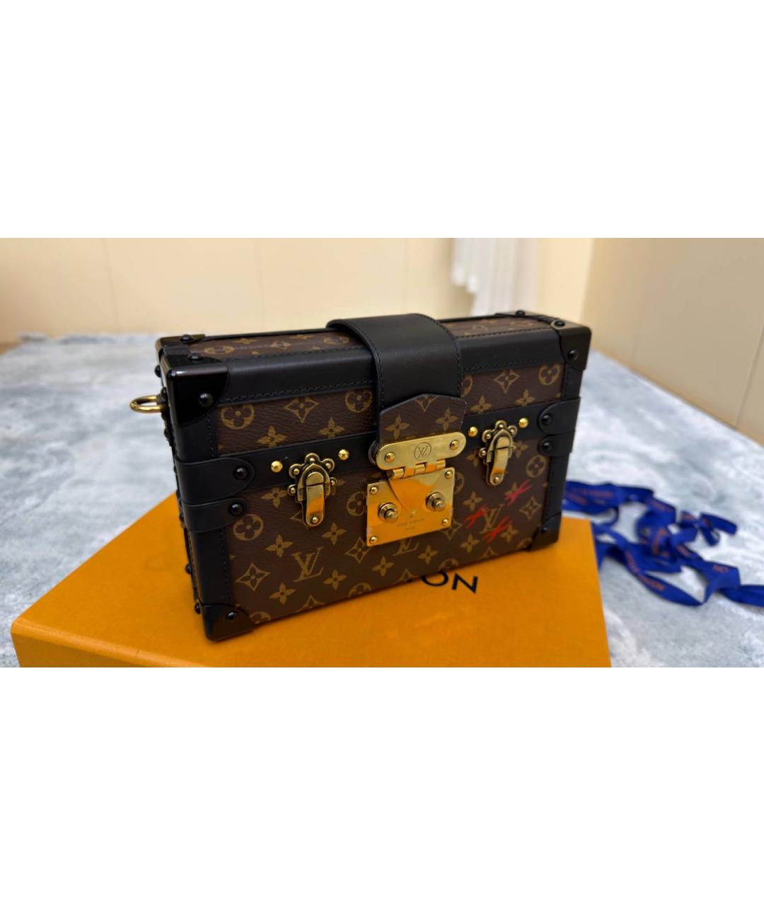 LOUIS VUITTON Коричневая кожаная сумка через плечо, фото 8