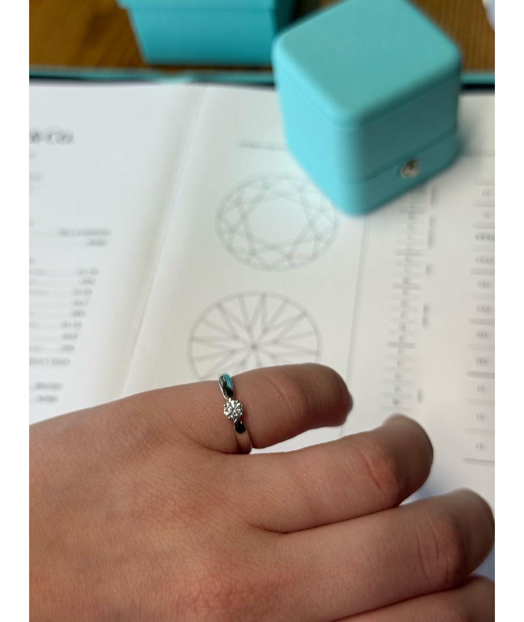 TIFFANY&CO Белое платиновое кольцо, фото 5