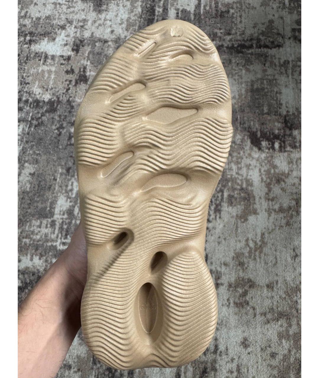 ADIDAS YEEZY Бежевые резиновые шлепанцы, фото 4