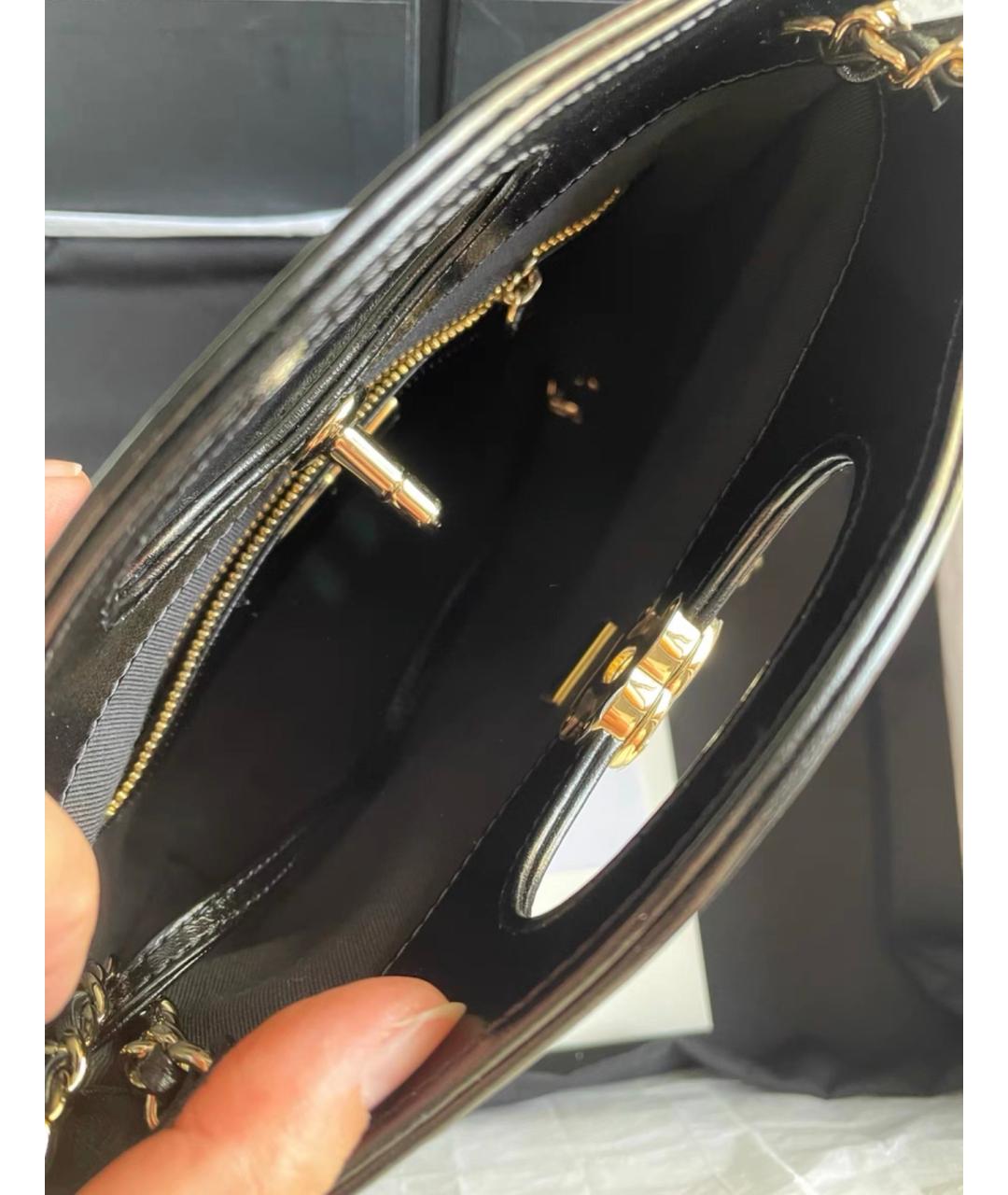 CHANEL Черная кожаная сумка через плечо, фото 7