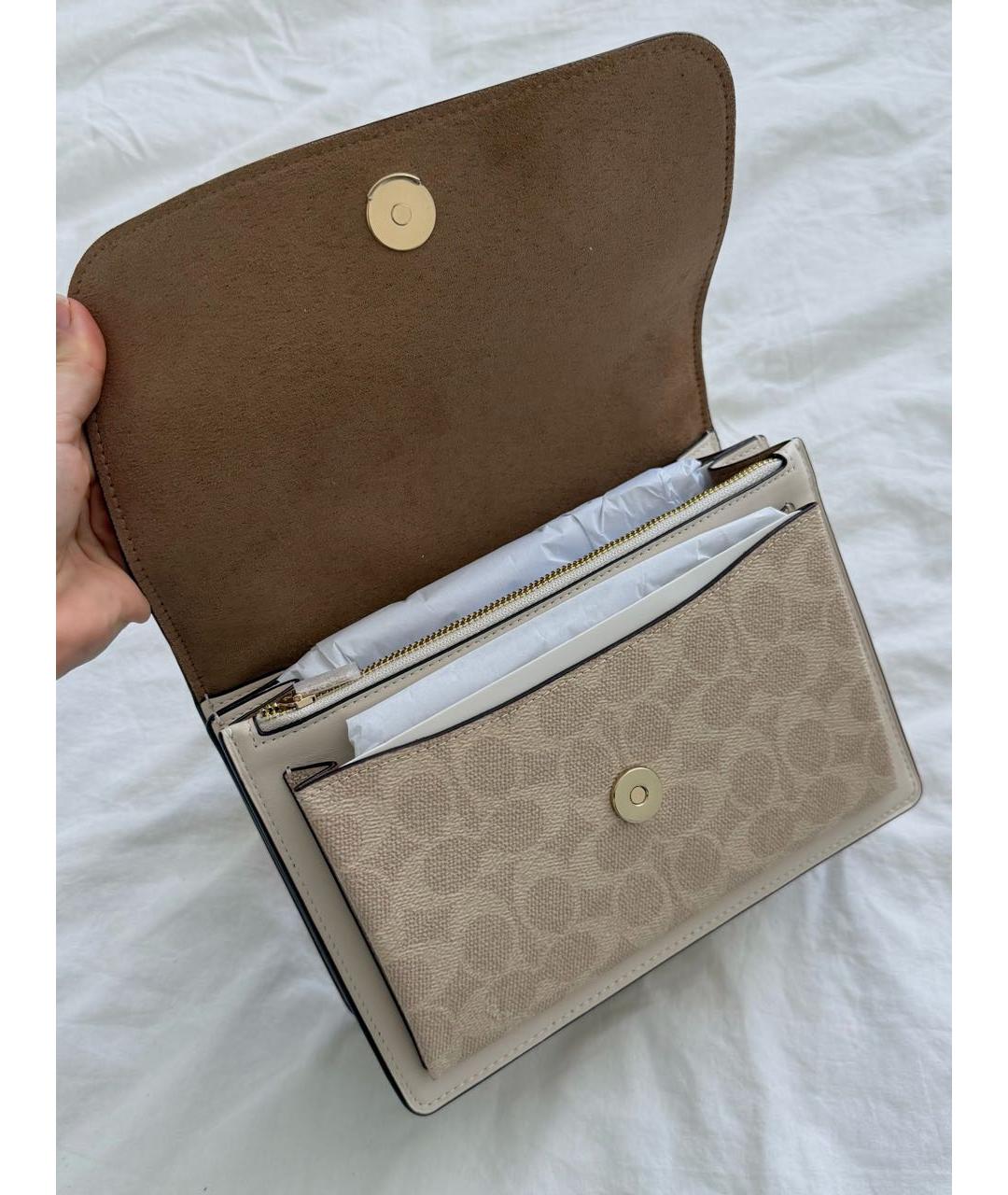 COACH Бежевая сумка через плечо из лакированной кожи, фото 5