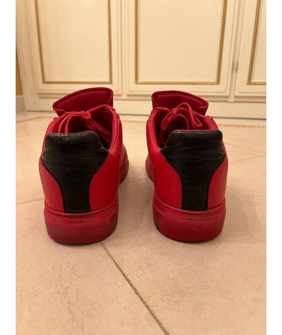 BALENCIAGA Красные кожаные низкие кроссовки / кеды, фото 4
