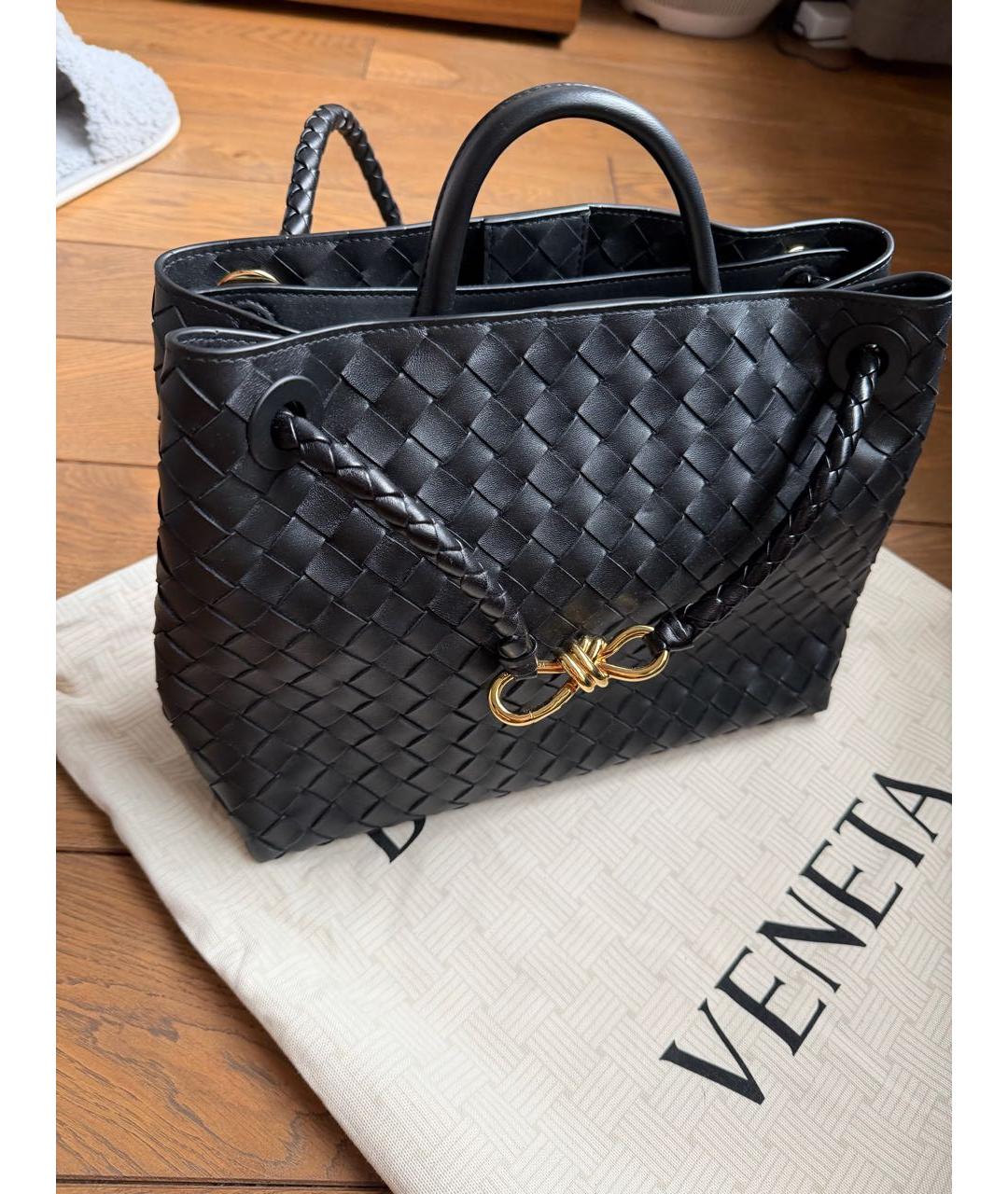 BOTTEGA VENETA Черная кожаная сумка с короткими ручками, фото 2